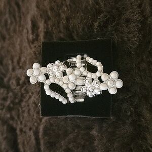NWT! White Ring